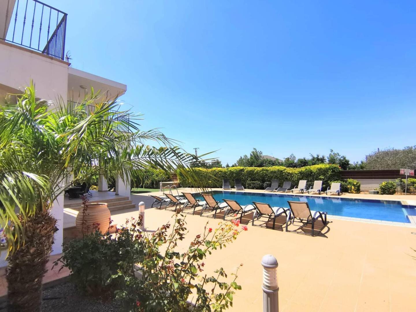 Orchard Blossom Private Villa With Pool Phrenaros Exterior photo