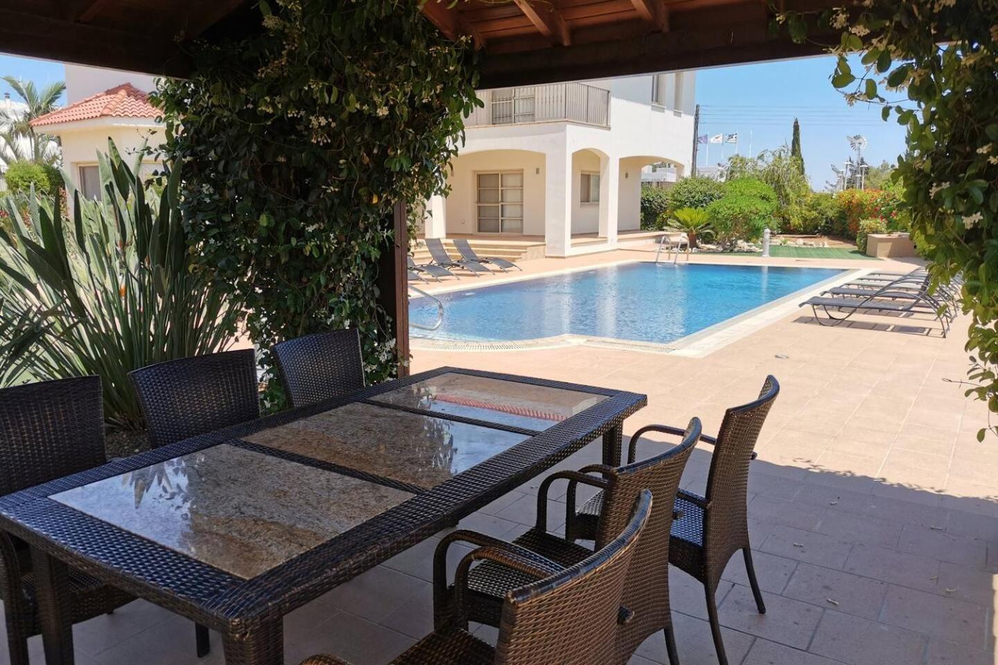 Orchard Blossom Private Villa With Pool Phrenaros Exterior photo